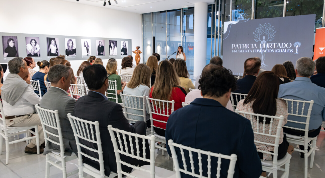 Mujeres de madera - 14