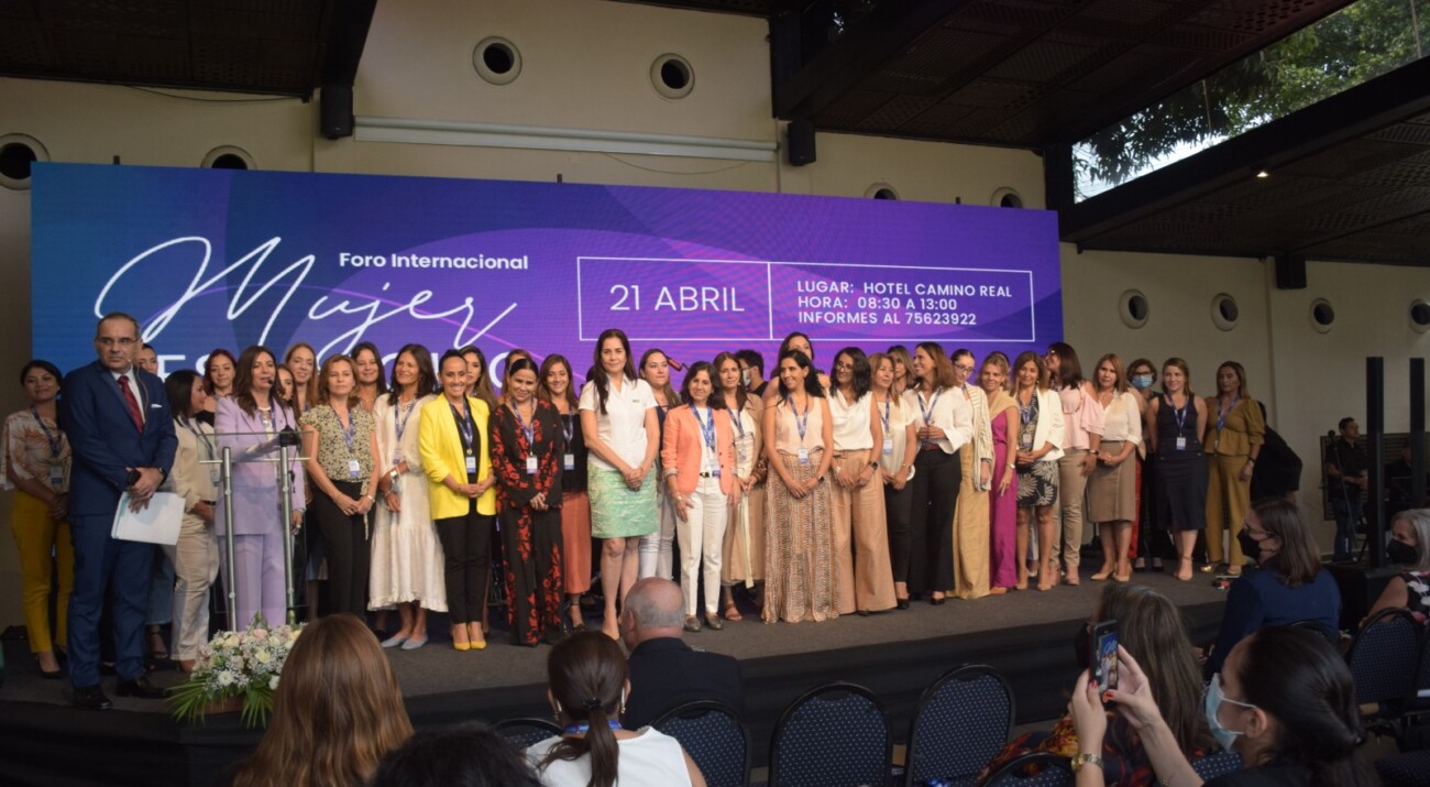 Mujer, empresa y desarrollo - 9